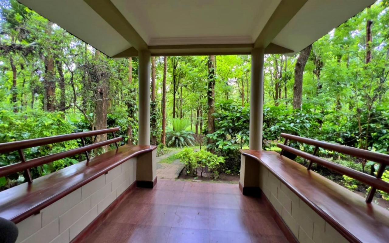 Adrak Mountain Mist Forest Resort Pulpally Ngoại thất bức ảnh